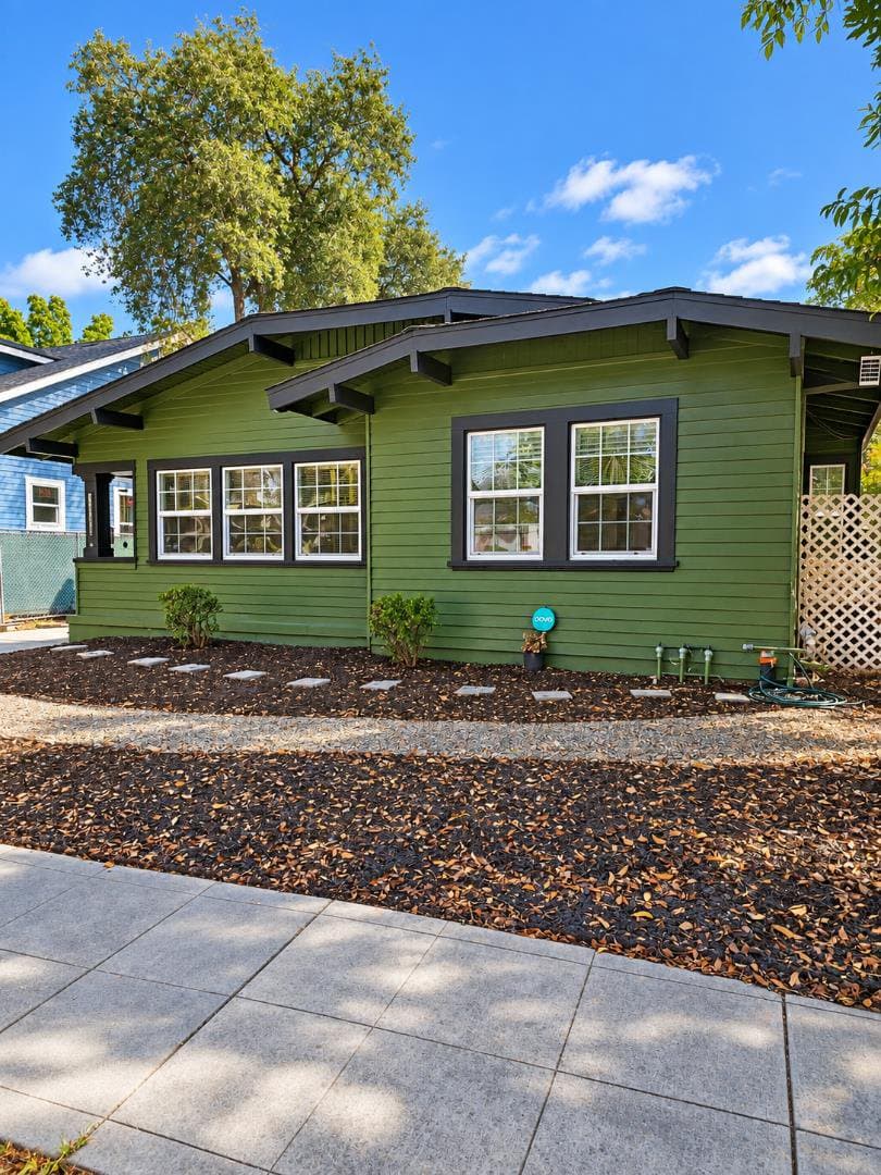 1030 West Rose Street - Photo 1 of 8