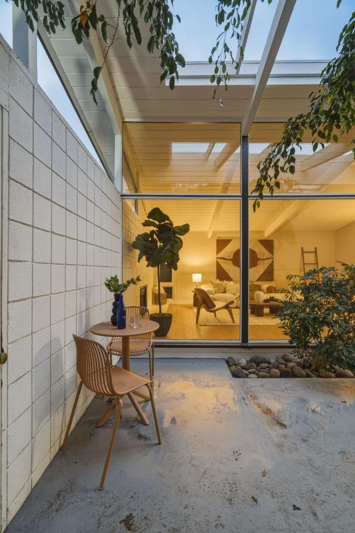 1075 Rembrandt Drive - Photo 4