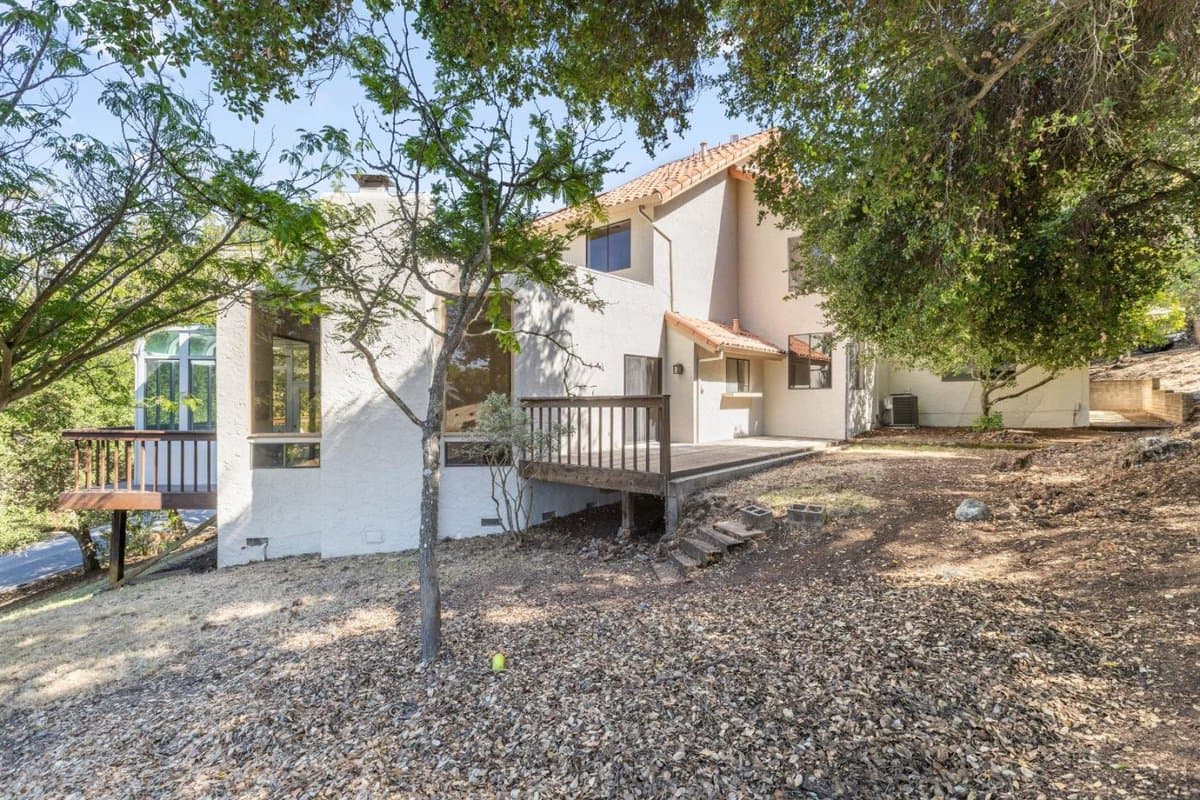 17710 Holiday Drive - Photo 4