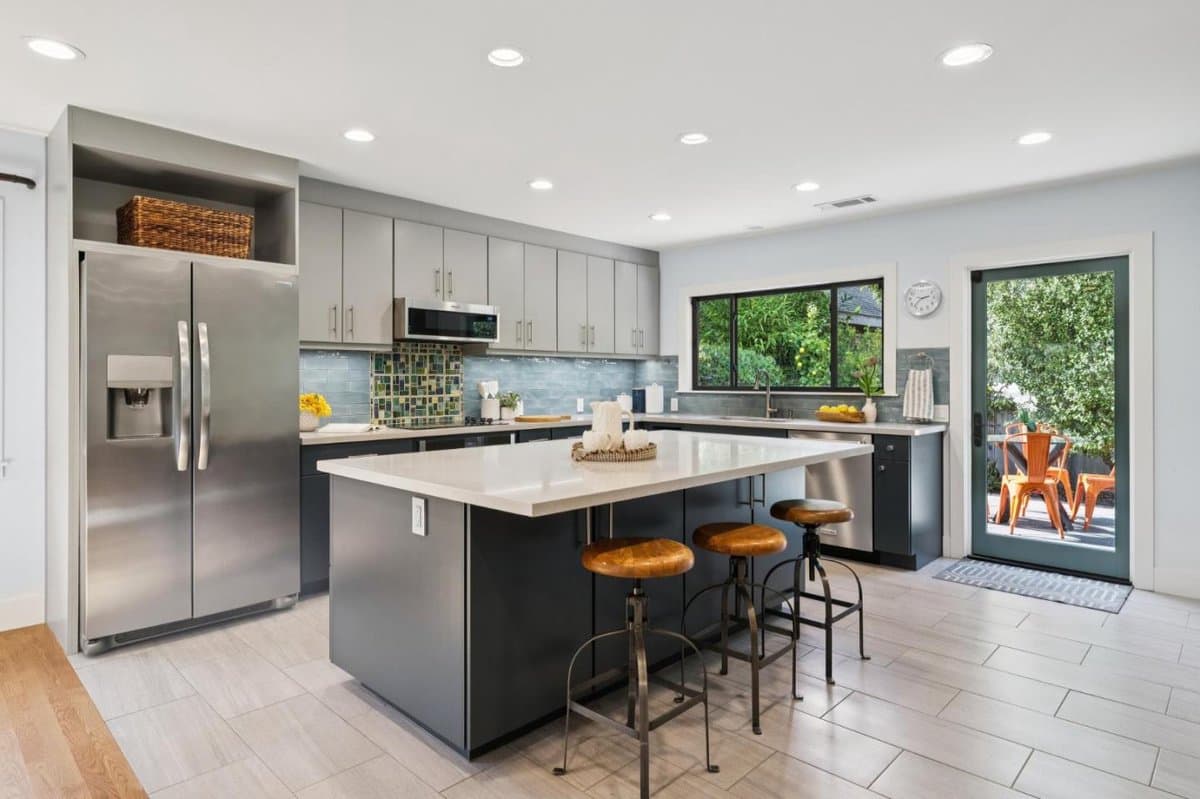 431 California Avenue - Photo 3