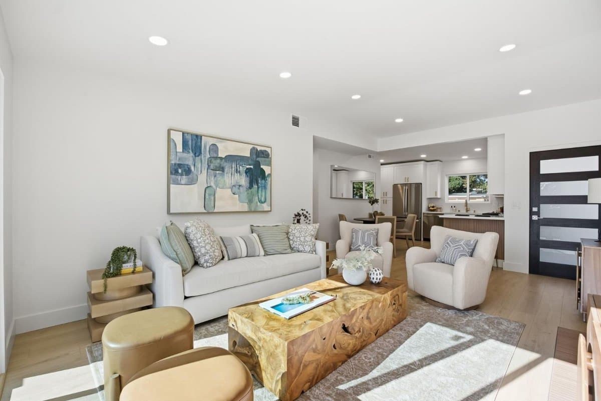 2754 Georgetown Street - Photo 2