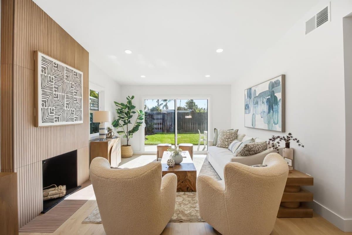2754 Georgetown Street - Photo 3
