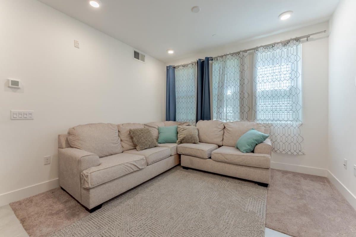 345 Rhythm Lane - Photo 3