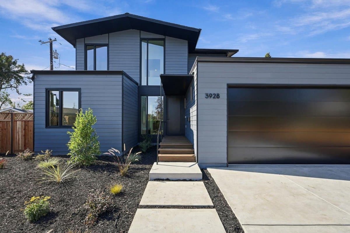 3928 Caxton Court - Photo 3