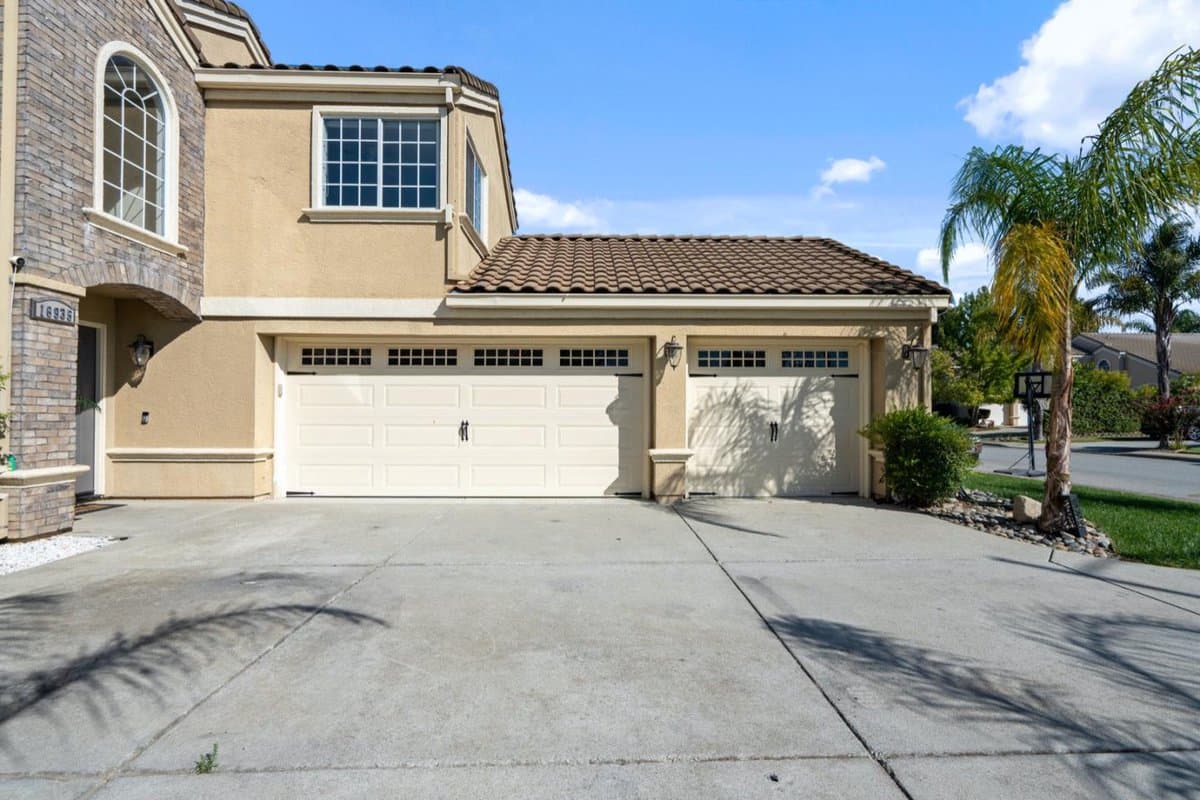 16935 Pine Way - Photo 2