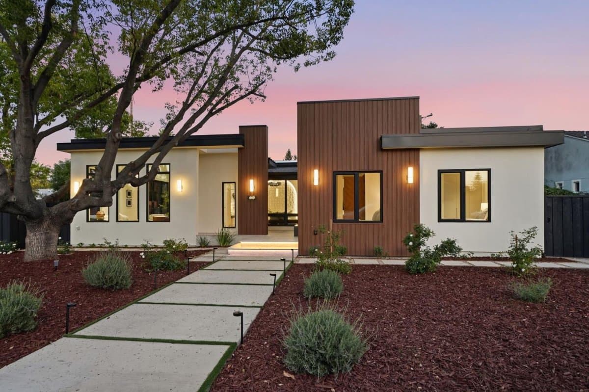 689 Moreno Lane - Photo 1
