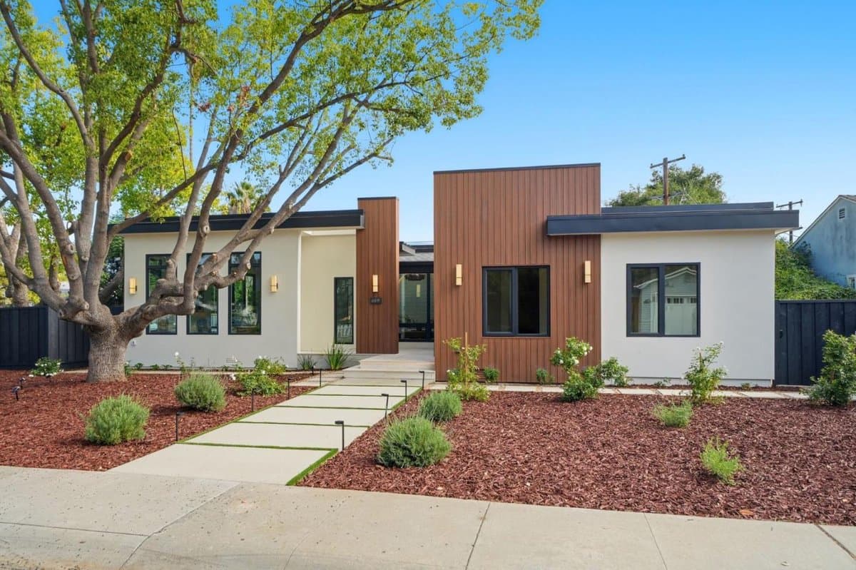 689 Moreno Lane - Photo 2