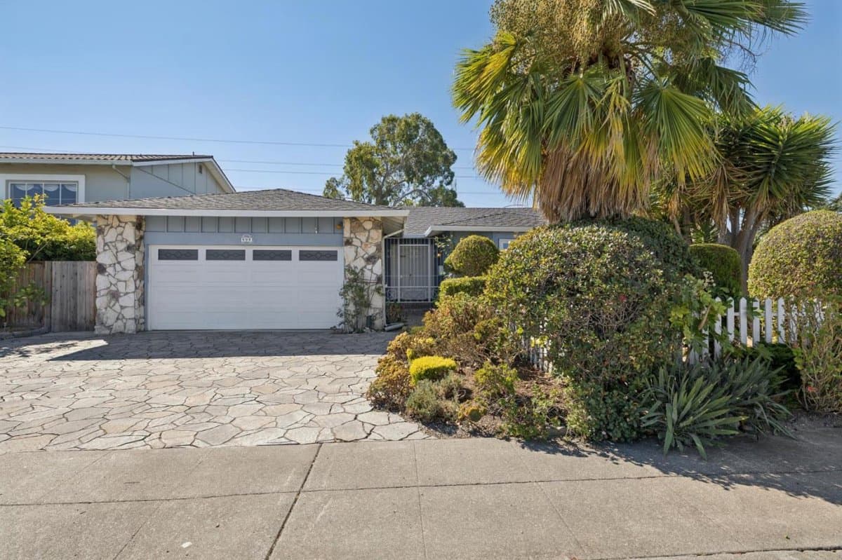 999 Lurline Drive - Photo 1