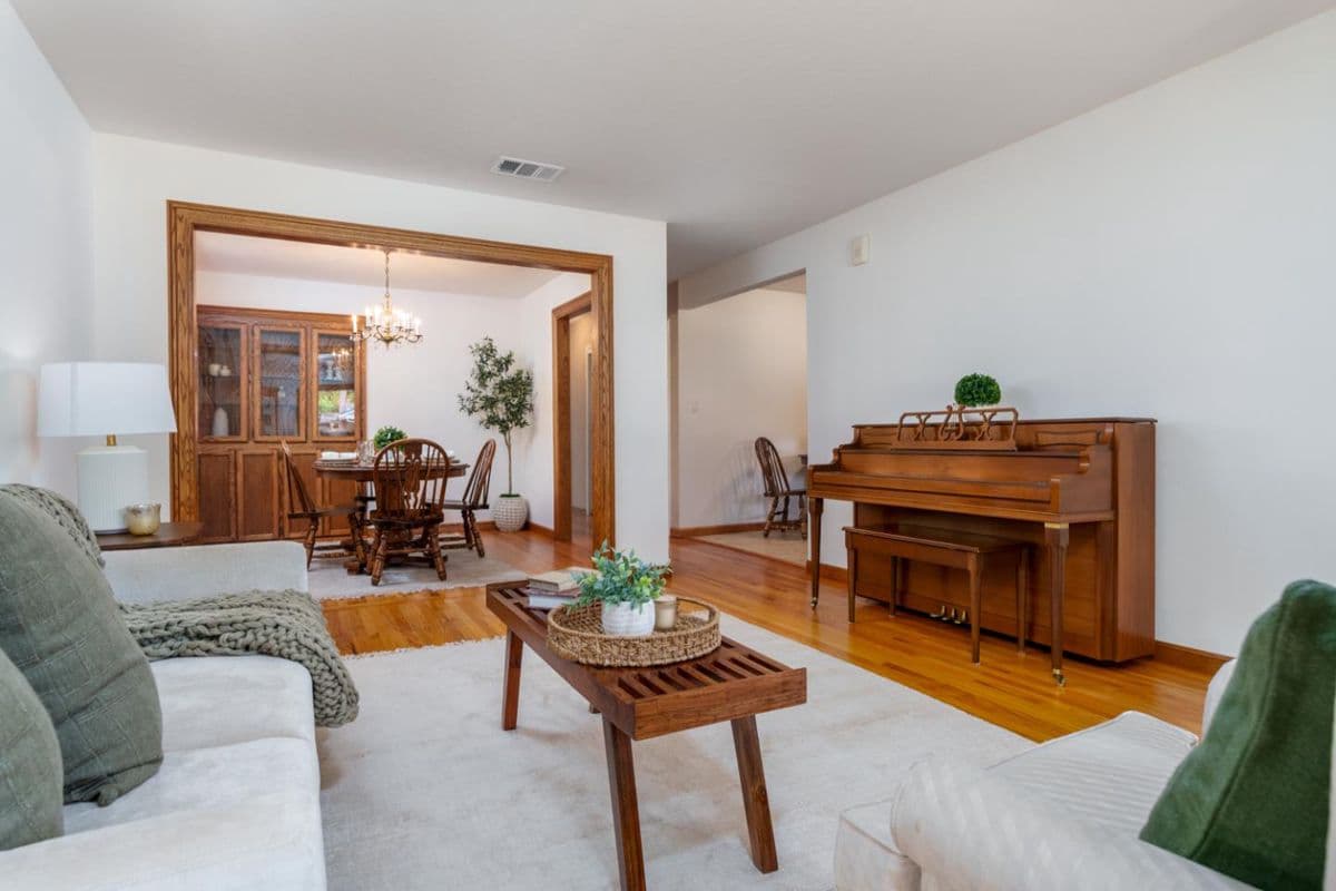 1542 Jacob Avenue - Photo 2