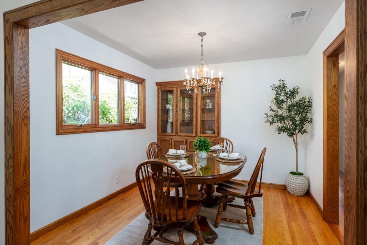 1542 Jacob Avenue - Photo 5