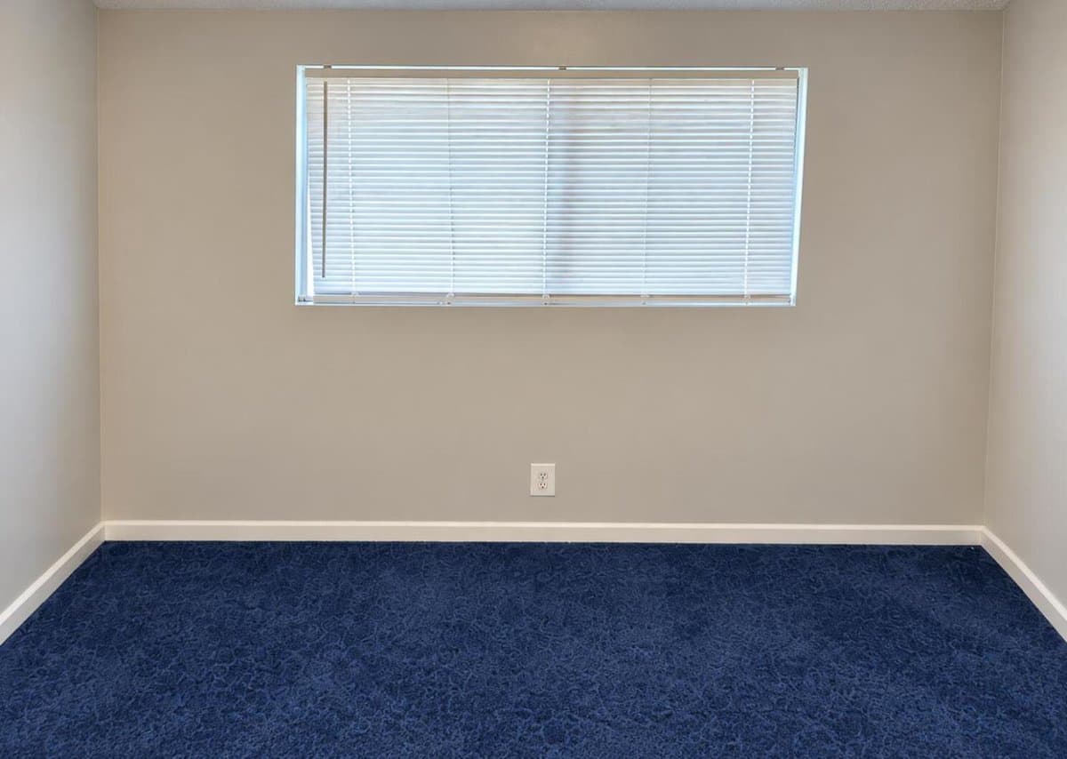 895 West Madalyn Avenue - Photo 4
