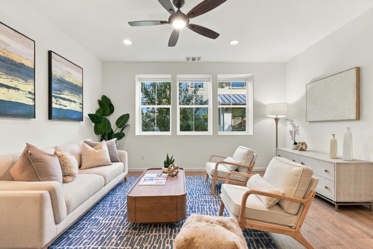 2099 Vincenzo Walkway - Photo 2