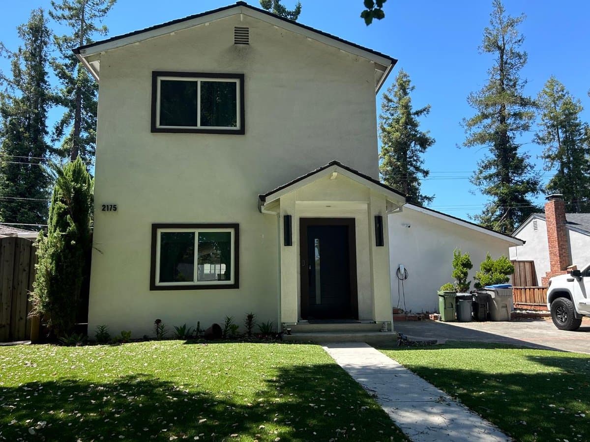 2175 Laurelei Avenue - Photo 1