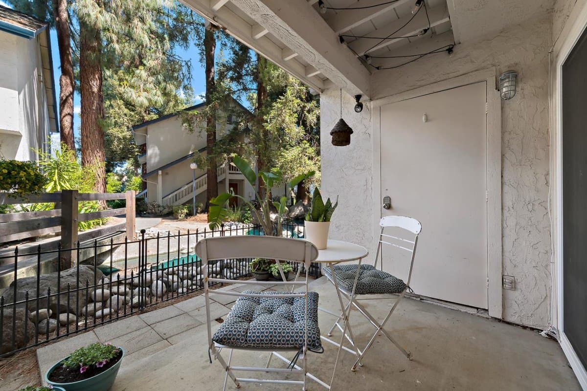 2209 Summereve Court - Photo 1