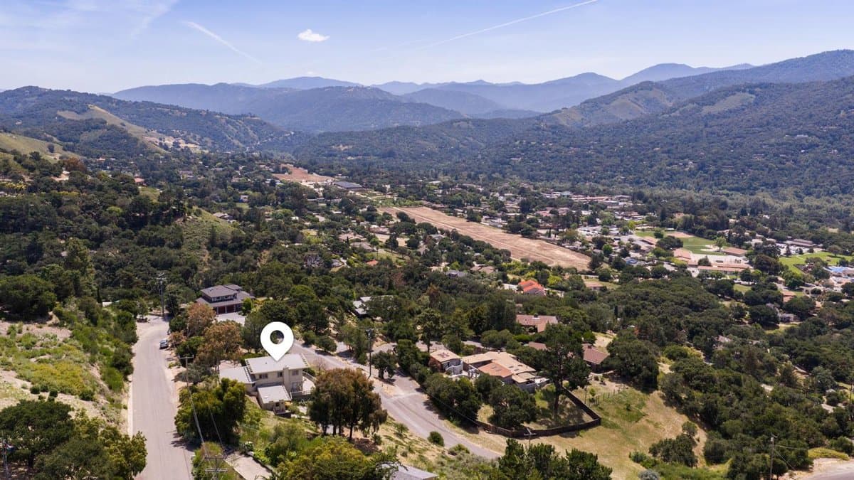 134 Laurel Drive - Photo 3