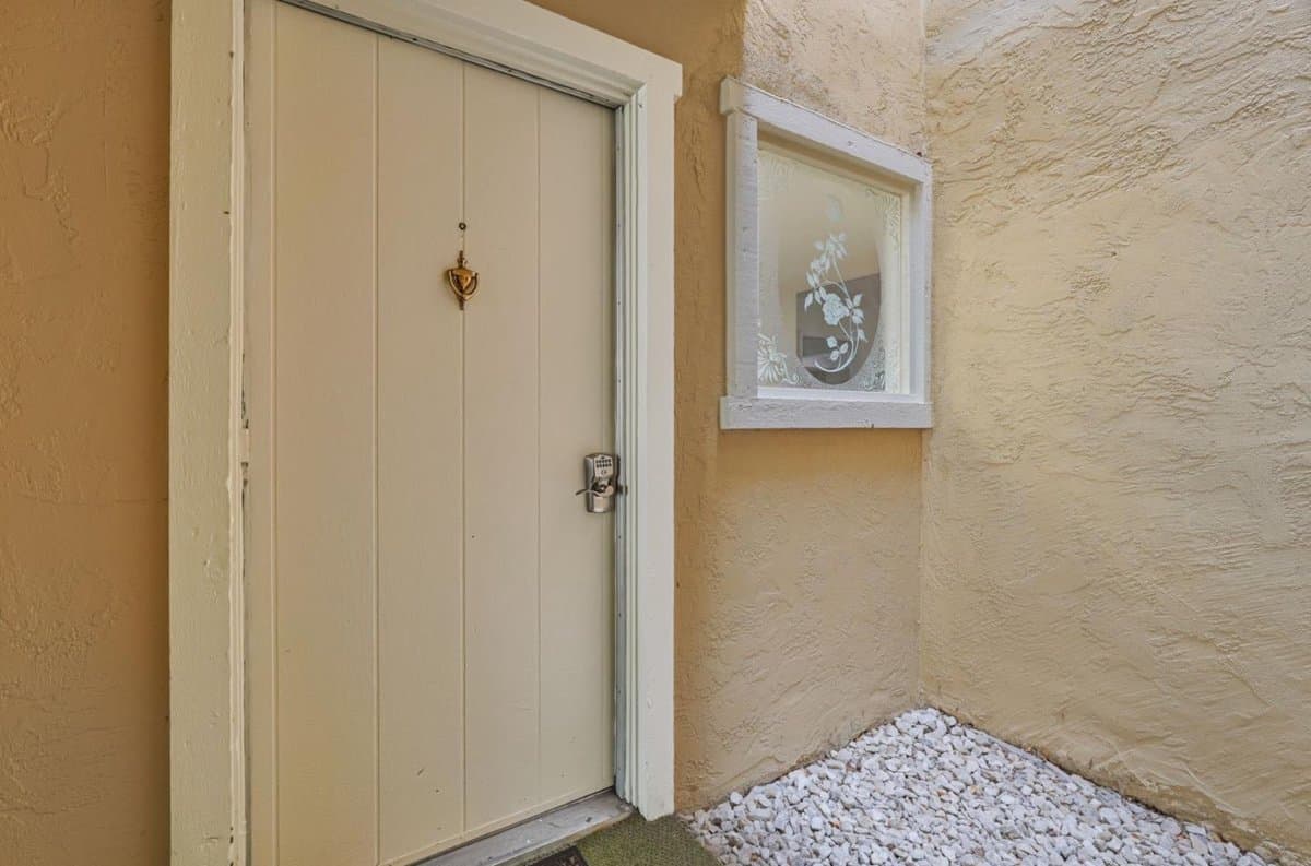 5054 Cribari Vale - Photo 3