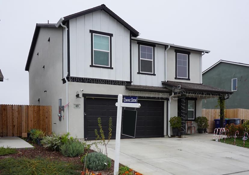 405 Greene Way - Photo 1 of 8