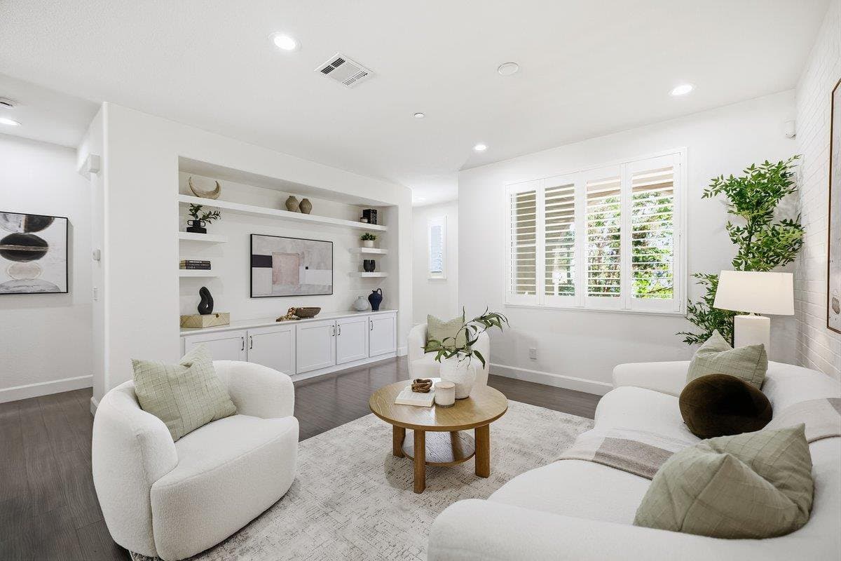 306 Santa Diana Terrace - Photo 2