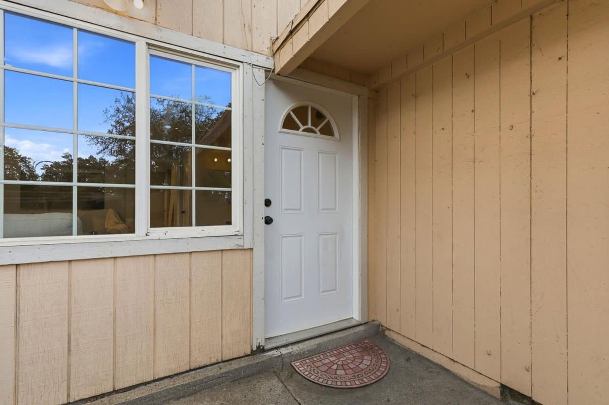 104 Jose Figueres Avenue - Photo 2
