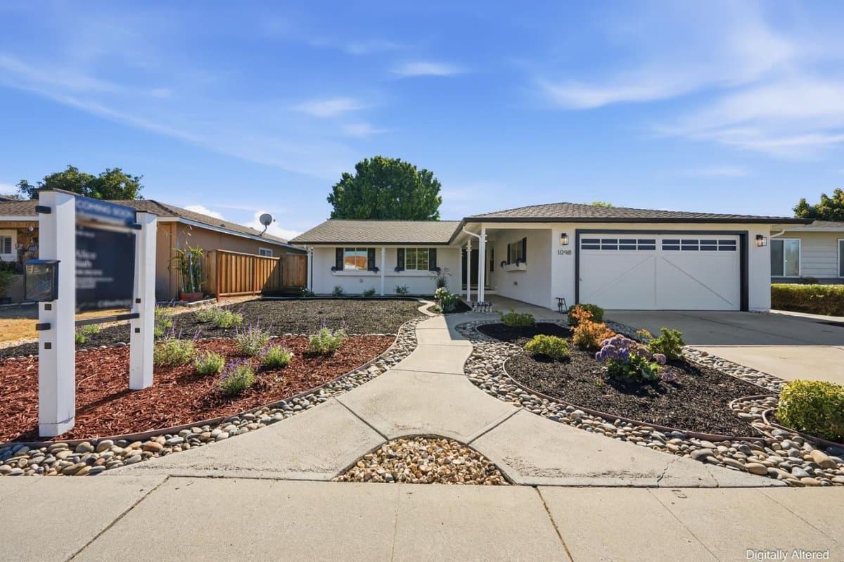 1098 Cheswick Drive - Photo 3
