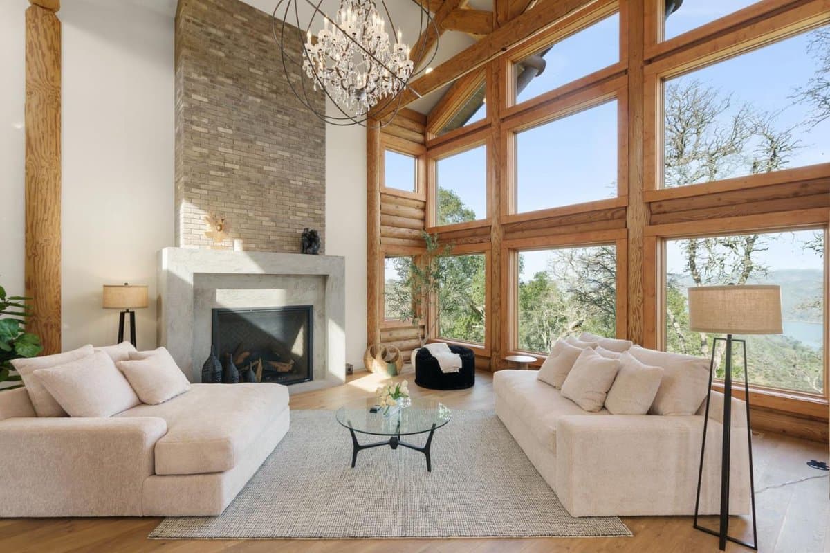 1525 Headlands Drive - Photo 2