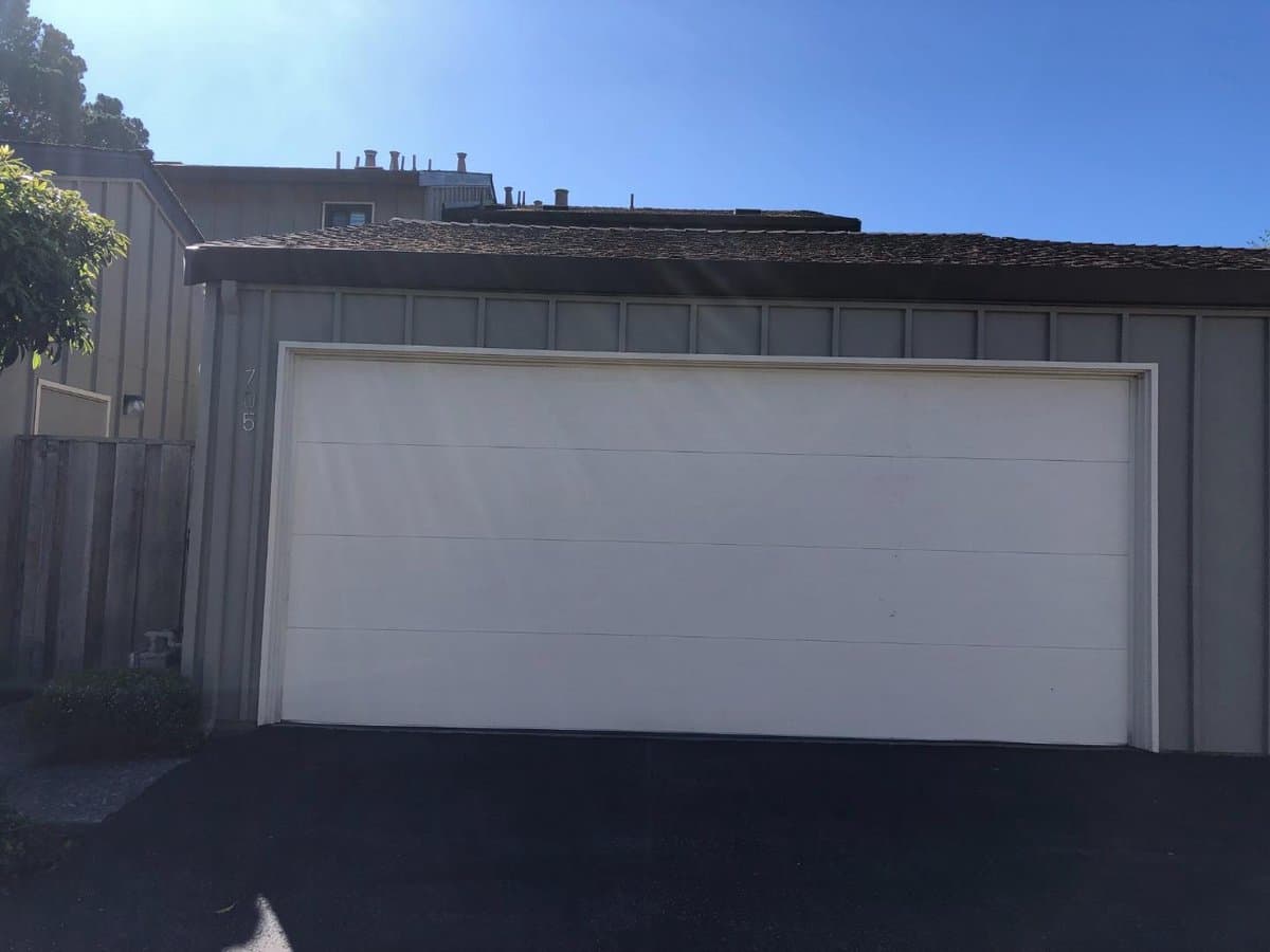 705 Redwood Lane - Photo 3