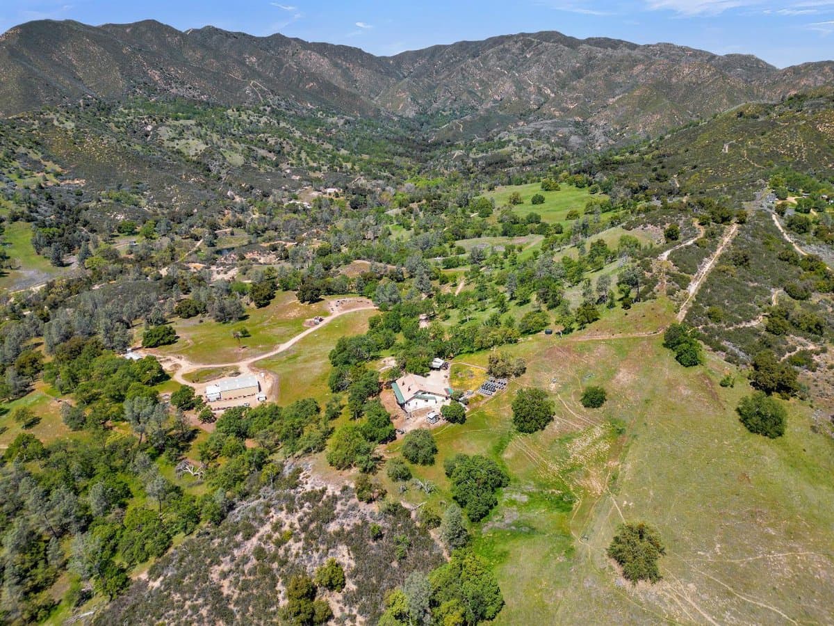 38483 Milpitas Road - Photo 4