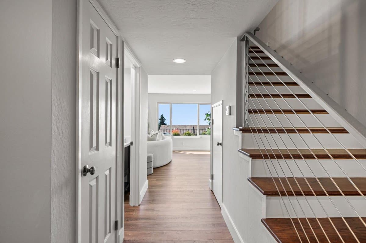 61 Thousand Oaks Street - Photo 3