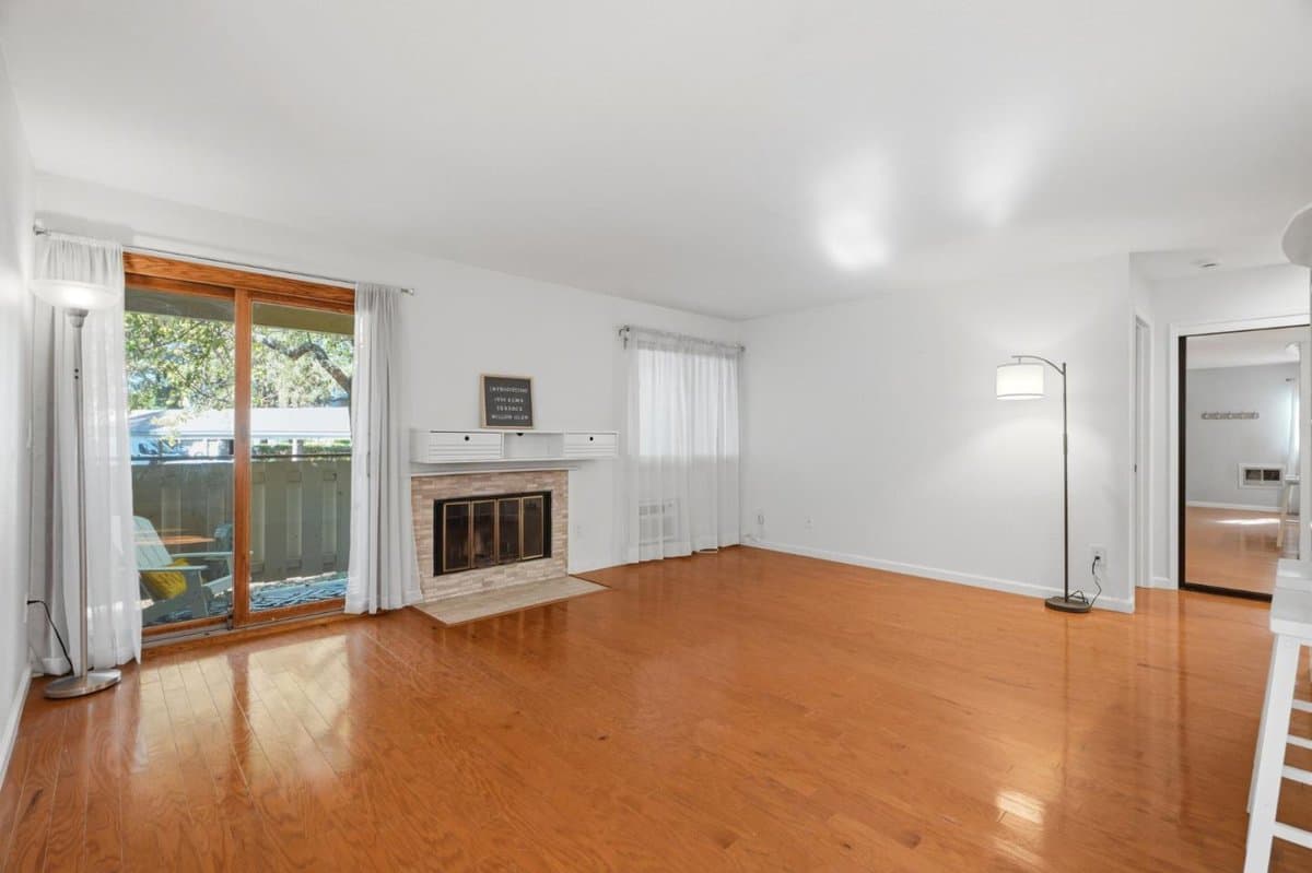 1534 Alma Terrace - Photo 5