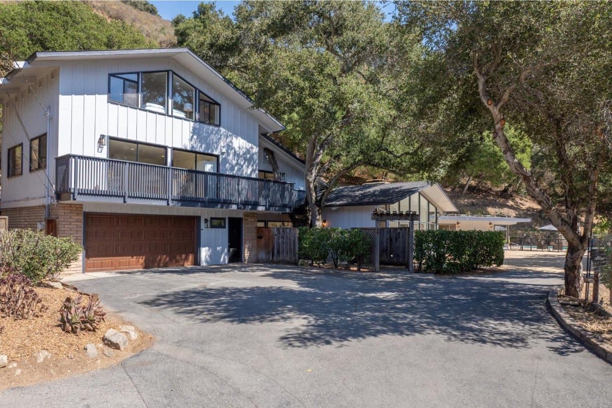 160 East Carmel Valley Road - Photo 3