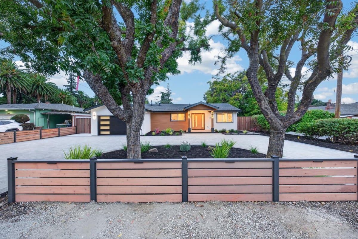 1260 Grant Road - Photo 4
