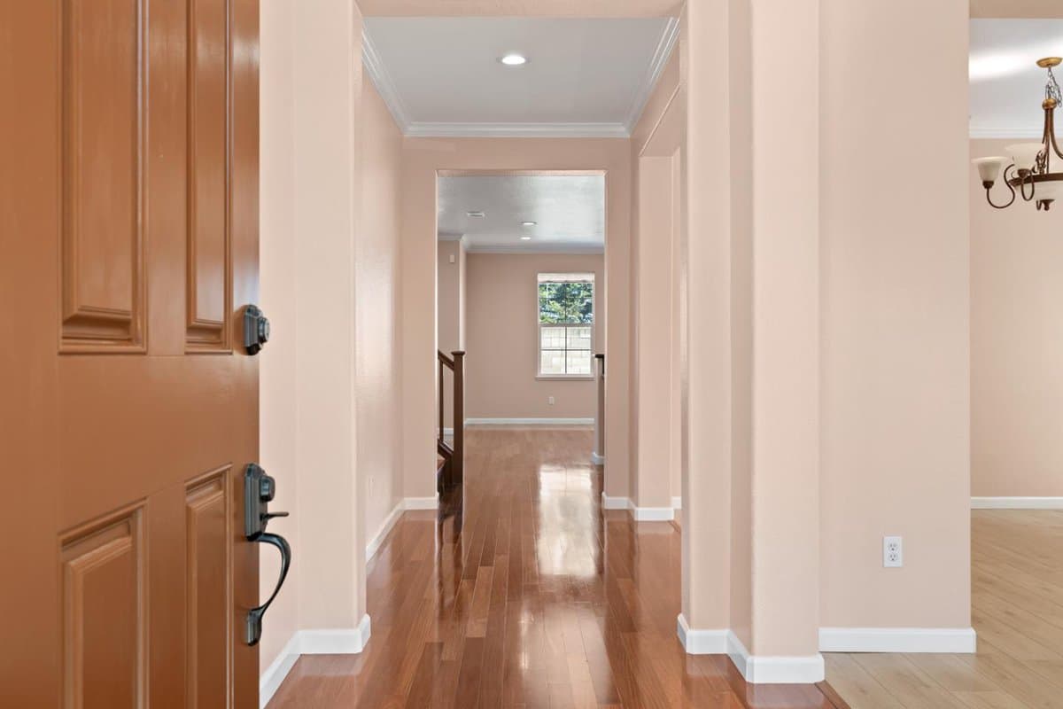 5749 Oakmont Drive - Photo 3