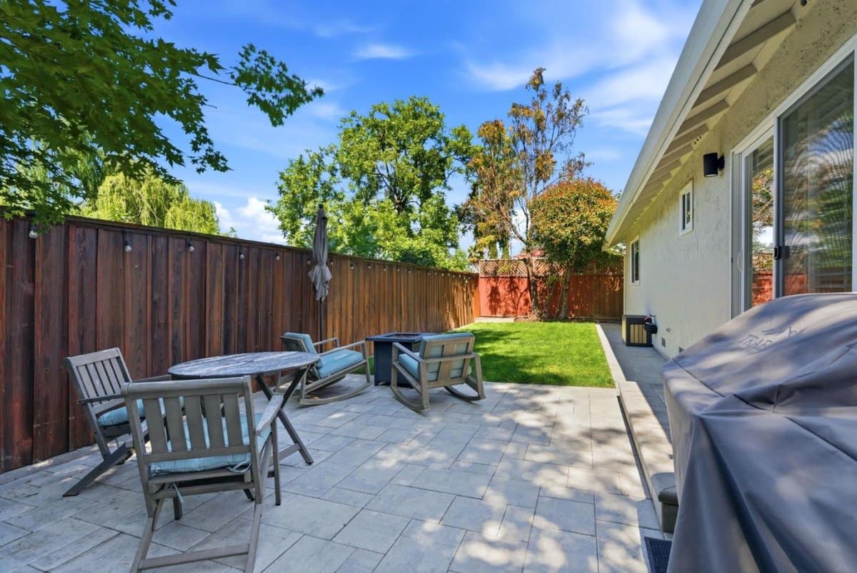 145 Berkshire Drive - Photo 5