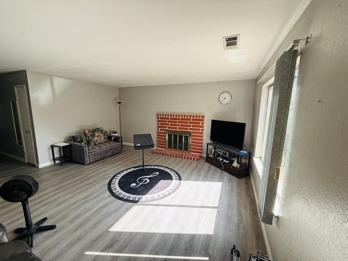324 Barros Street - Photo 2
