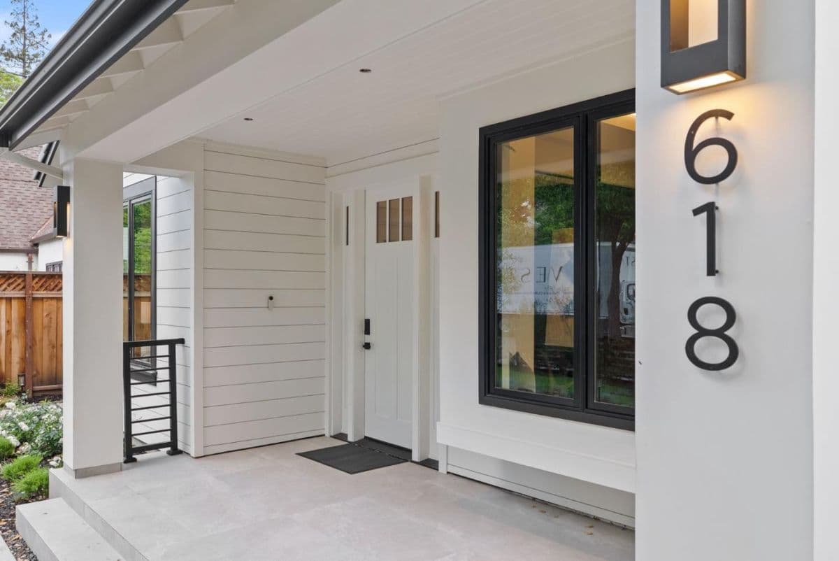 618 Tennyson Avenue - Photo 4