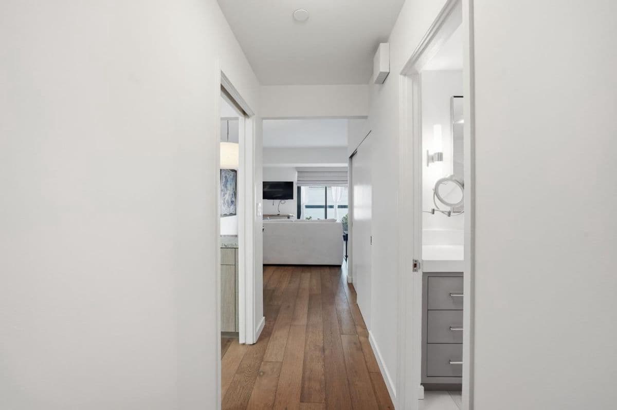 1 Daniel Burnham Court #307 - Photo 3
