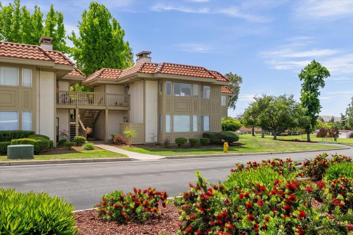 8014 Pinot Noir Court - Photo 1