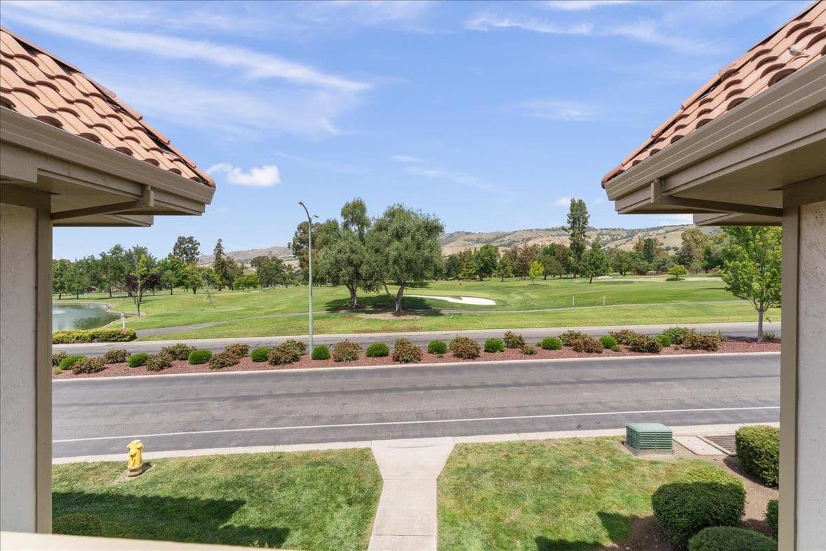 8014 Pinot Noir Court - Photo 4
