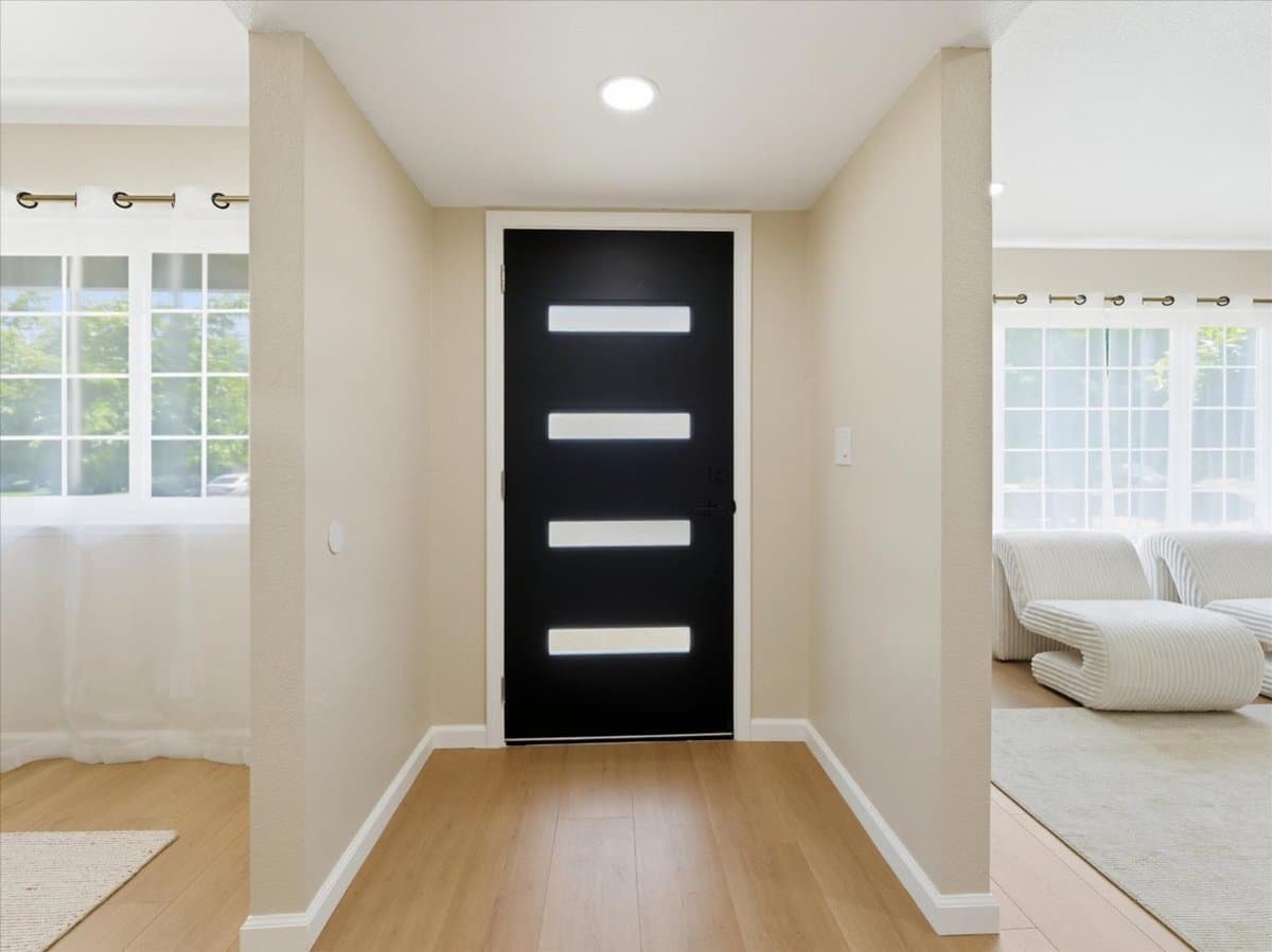 4999 Massachusetts Drive - Photo 3