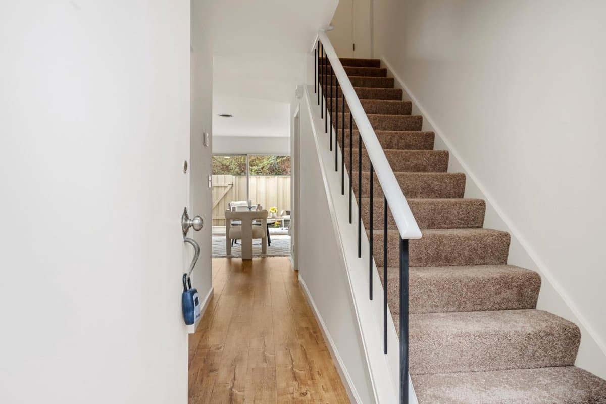 1213 Terra Nova Boulevard - Photo 3