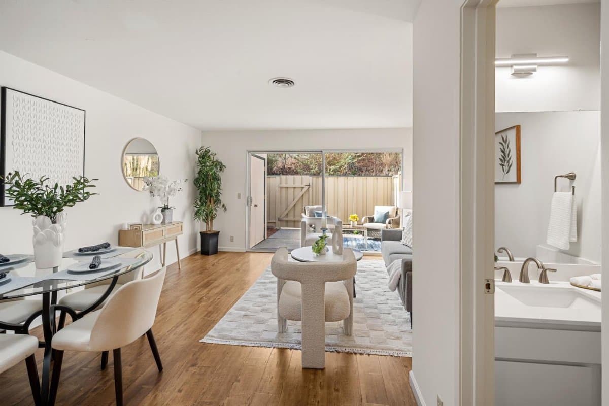1213 Terra Nova Boulevard - Photo 4