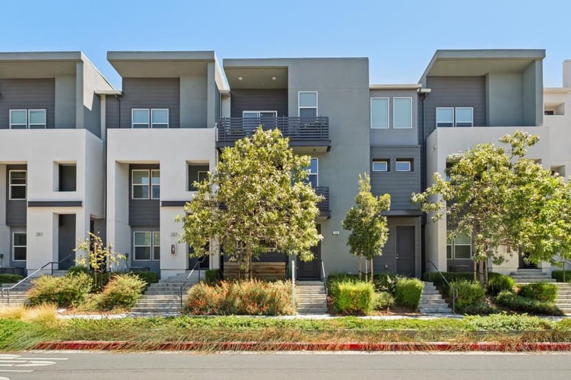 722 Garden Street - Photo 1 of 8