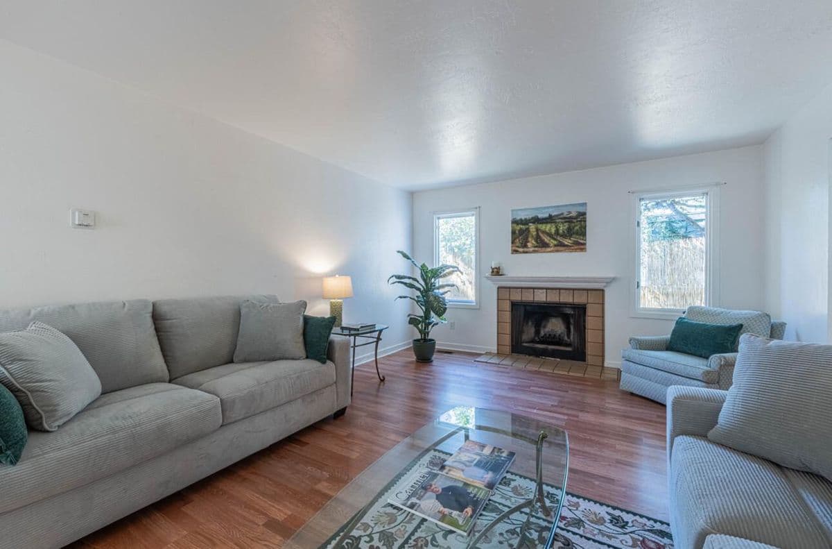 3239 Serra Avenue - Photo 4