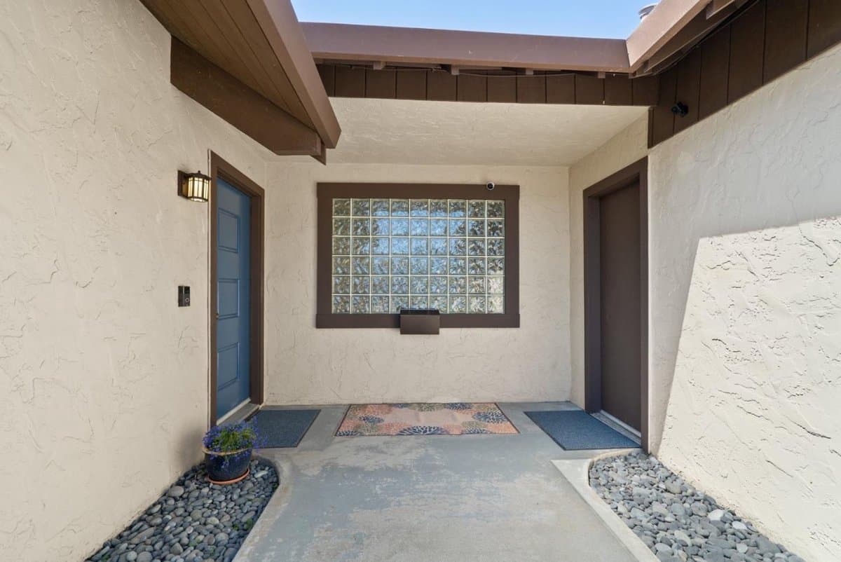 6053 Thurber Lane - Photo 4