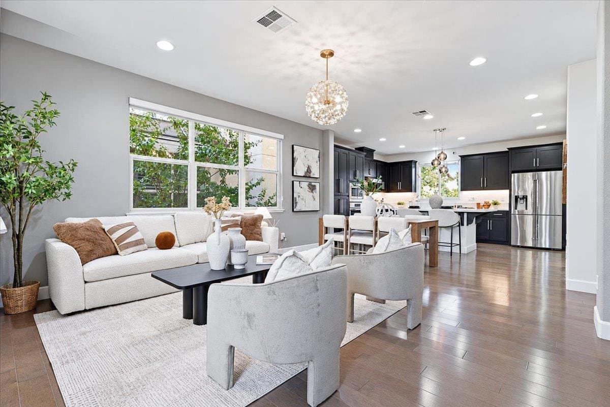 316 Fair Oaks Ave - Photo 1