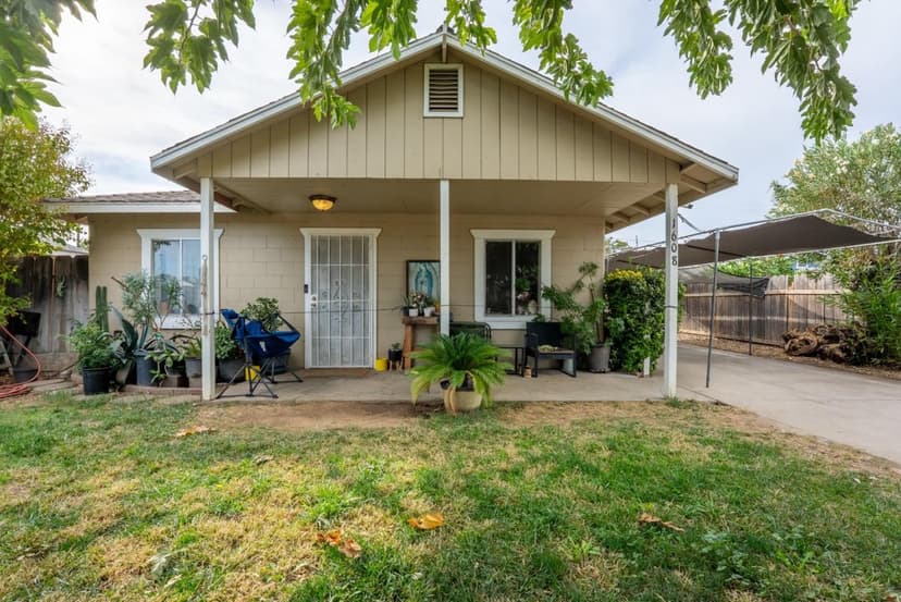 1608 Woodworth Avenue - Photo 1 of 8