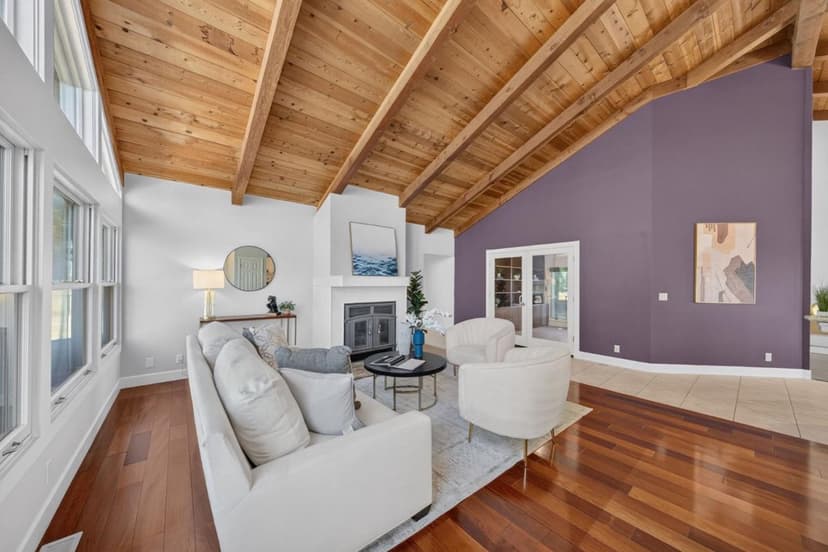 18740 Victoria Lane - Photo 1 of 8