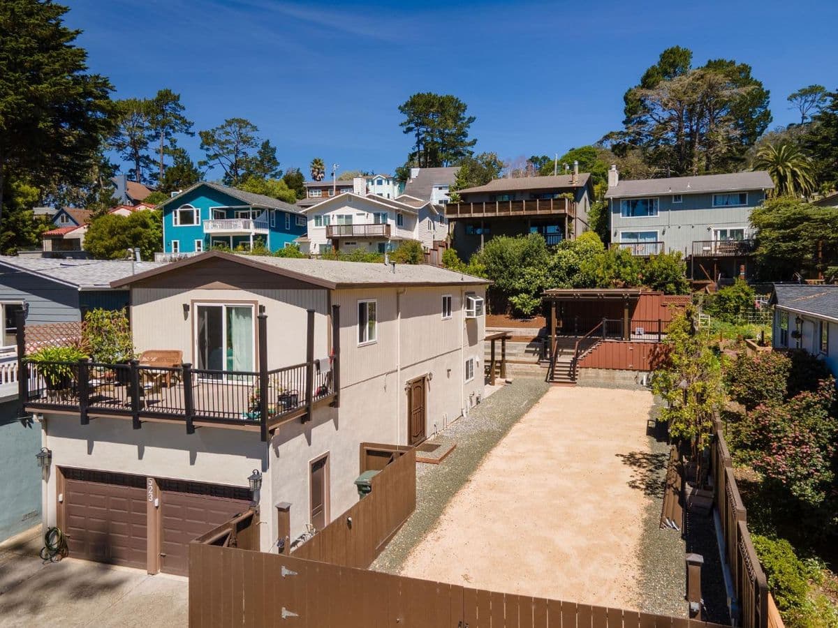 523 The Alameda - Photo 1