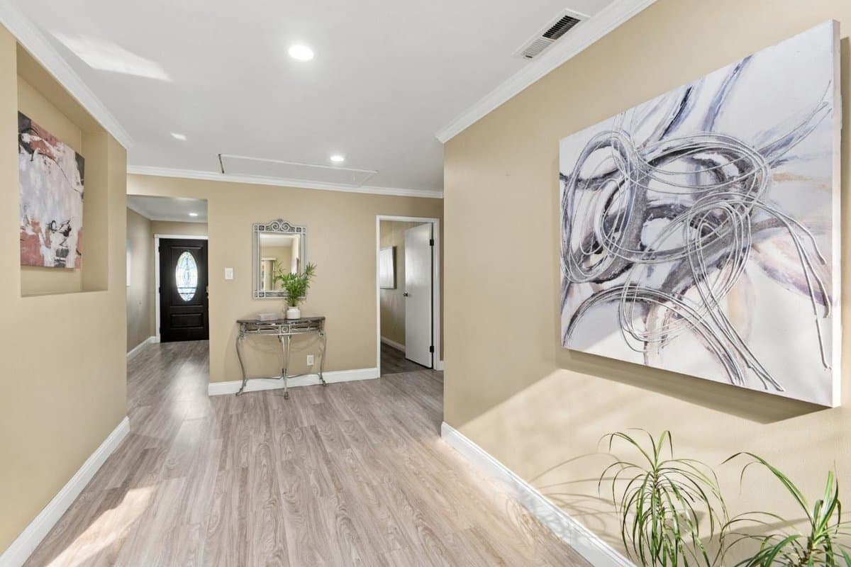 732 4th Avenue - Photo 3