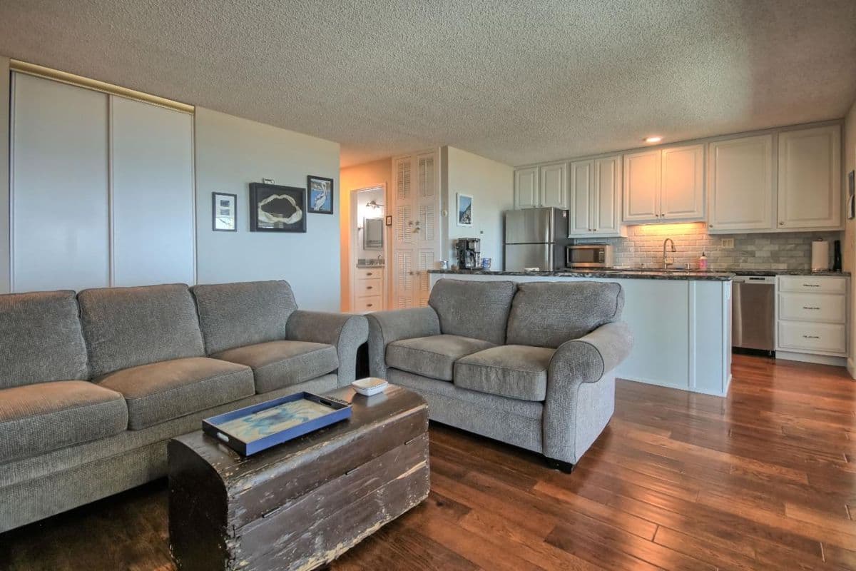 825 Balboa Avenue #205 - Photo 3